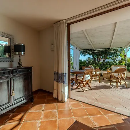 Splendida Vista Mare Bados Apartman *